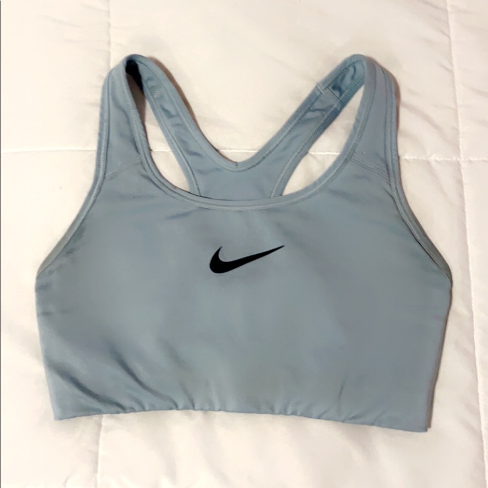 Nike sports bra SIZE SMALL